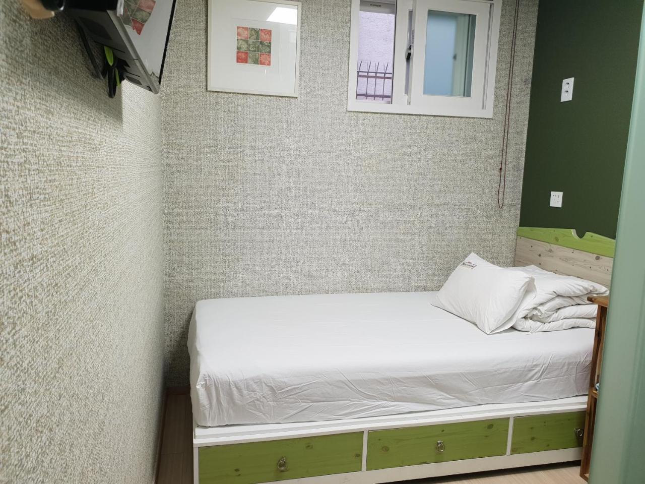Seoul Taiwan Guesthouse Bagian luar foto
